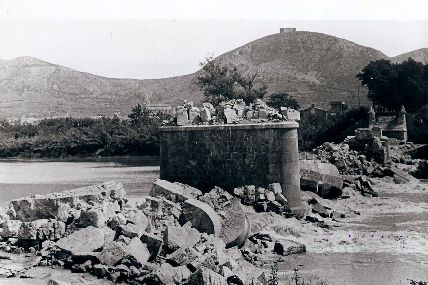 Pont de Torroella de Montgrí destruït durant la Guerra Civil