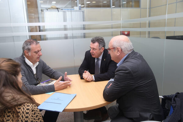 Signatura acord conveni EMD - Ajuntament de Torroella de Montgrí, desembre de 2023